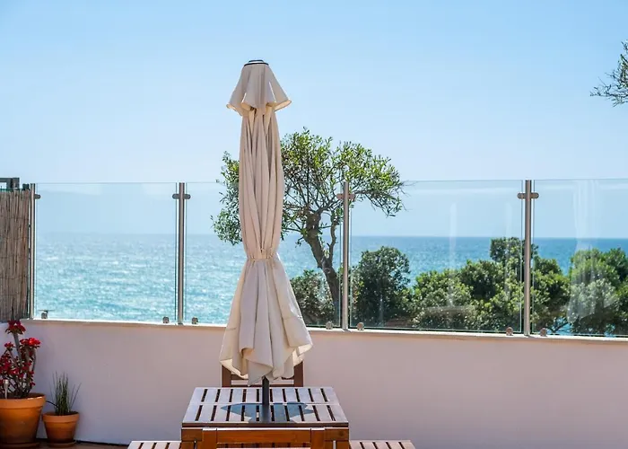 Stunning Terrace With Ocean View אלבופיירה