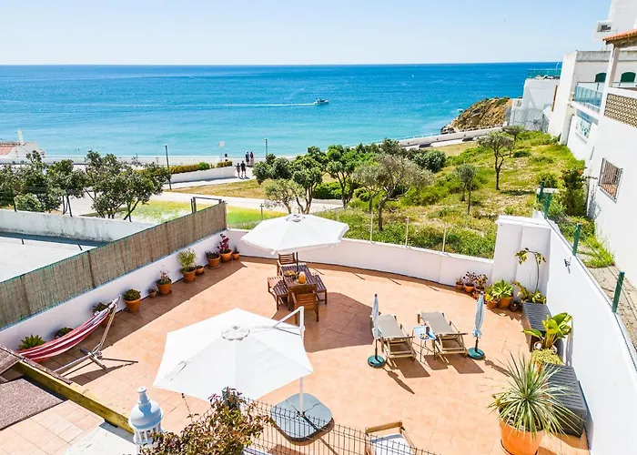 Stunning Terrace With Ocean View אלבופיירה