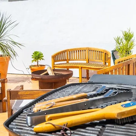 Stunning Terrace With Ocean View Διαμέρισμα