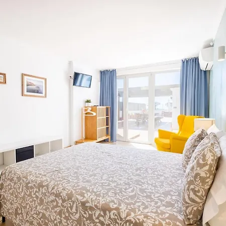 Stunning Terrace With Ocean View 아파트 알부페이라