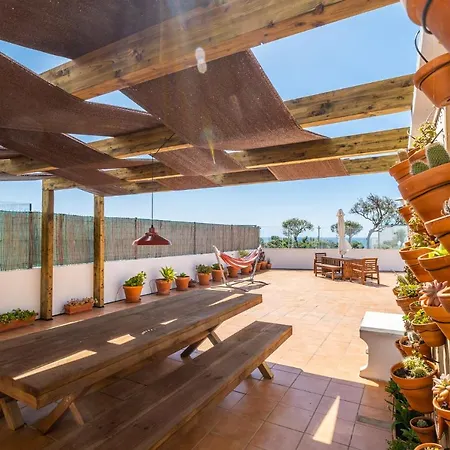 Stunning Terrace With Ocean View Daire