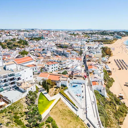 Stunning Terrace With Ocean View 아파트
