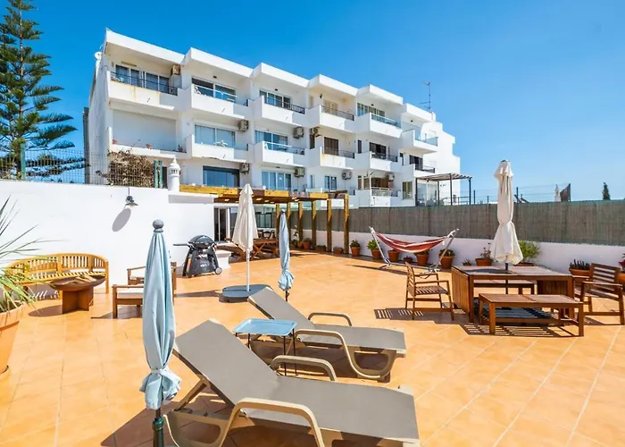 Daire Stunning Terrace With Ocean View