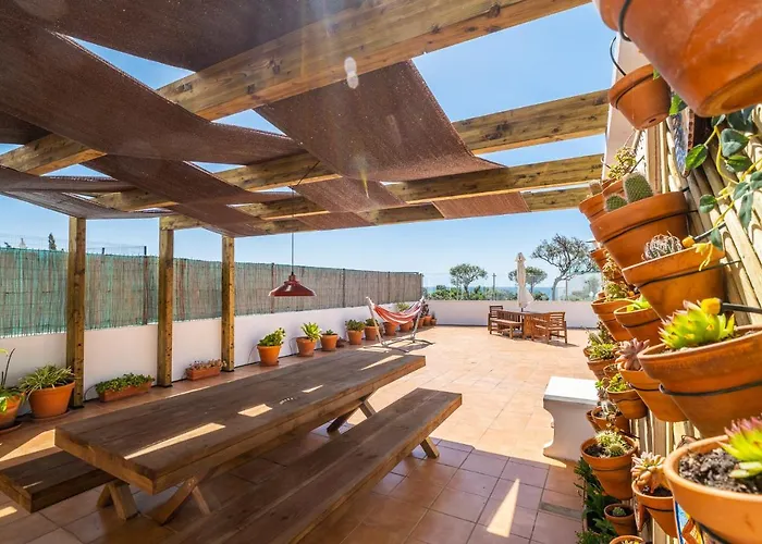 Stunning Terrace With Ocean View Daire