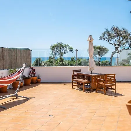 Апартаменты Stunning Terrace With Ocean View
